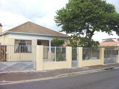 House For Sale in Plumstead, Cape Town