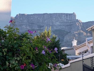 Apartment / Flat For Sale in Oranjezicht, Cape Town