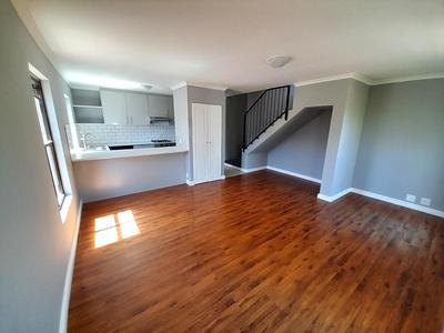 Apartment / Flat For Sale in Rondebosch Park Estate, Cape Town