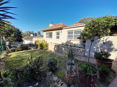 House For Sale in Mowbray, Cape Town